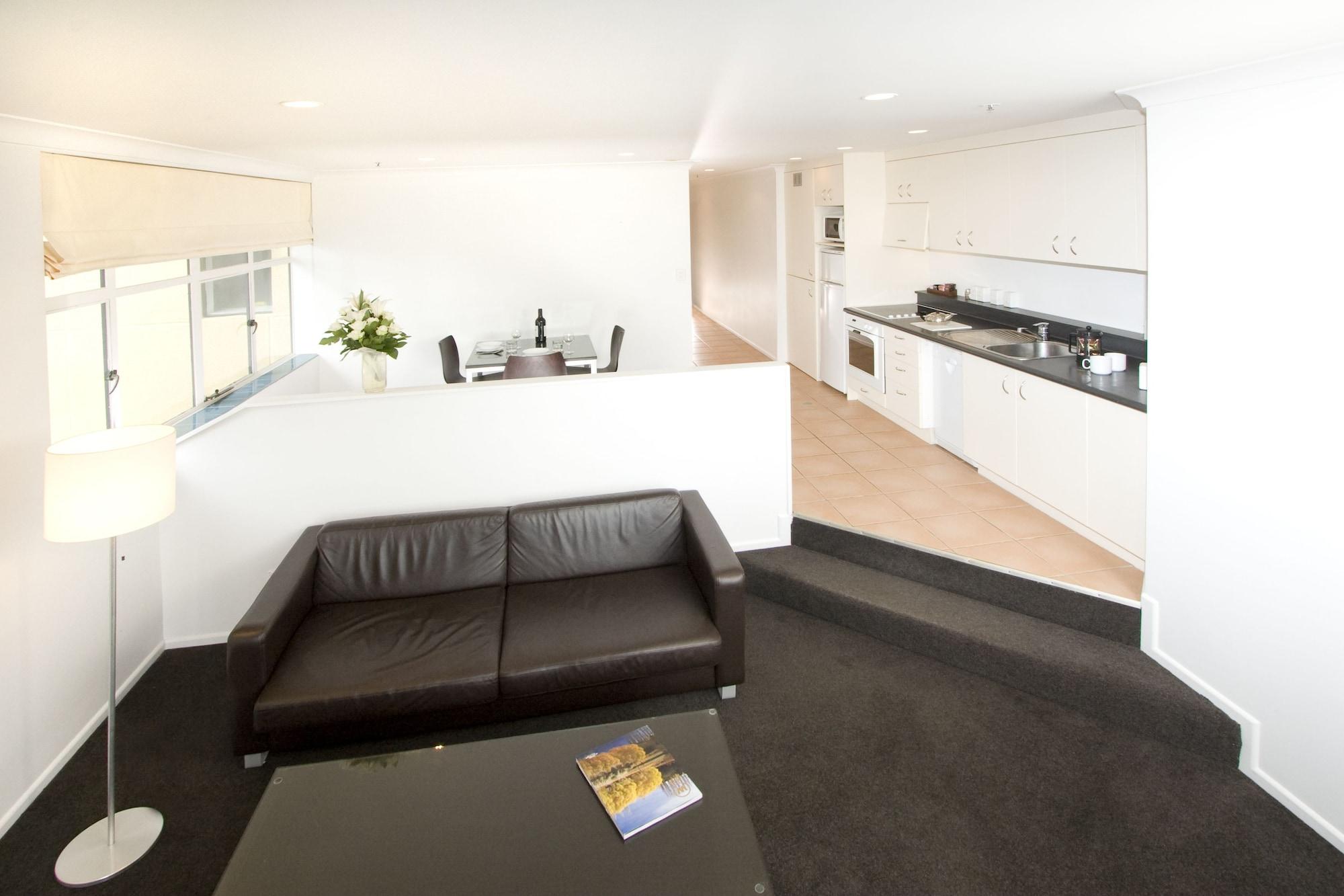 Quest On The Terrace Serviced Apartments Уелингтън Екстериор снимка