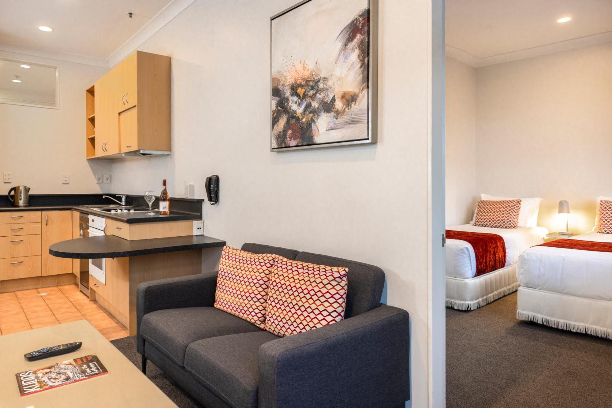 Quest On The Terrace Serviced Apartments Уелингтън Екстериор снимка