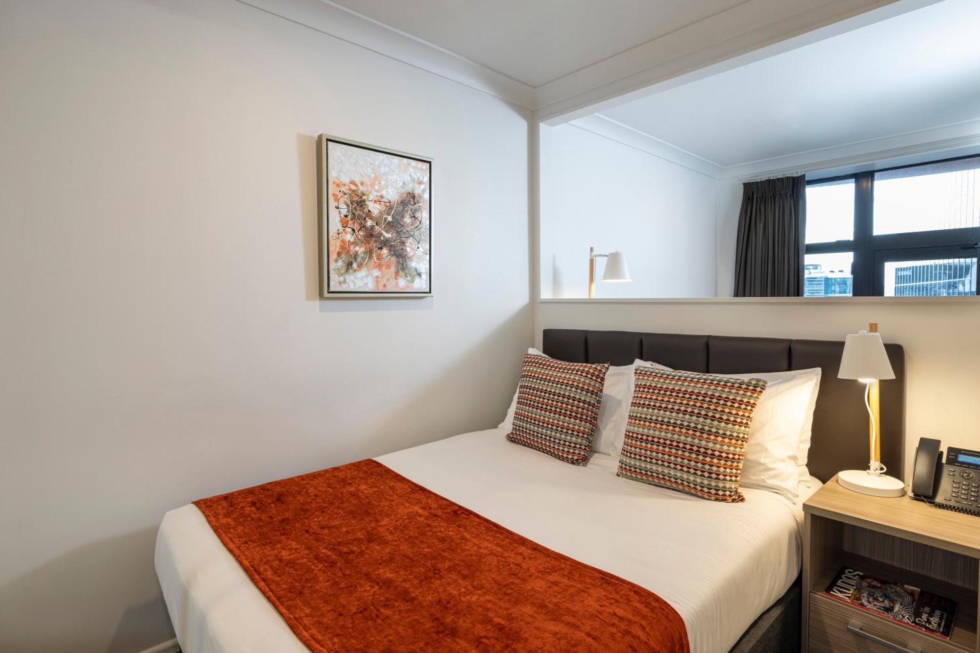Quest On The Terrace Serviced Apartments Уелингтън Екстериор снимка