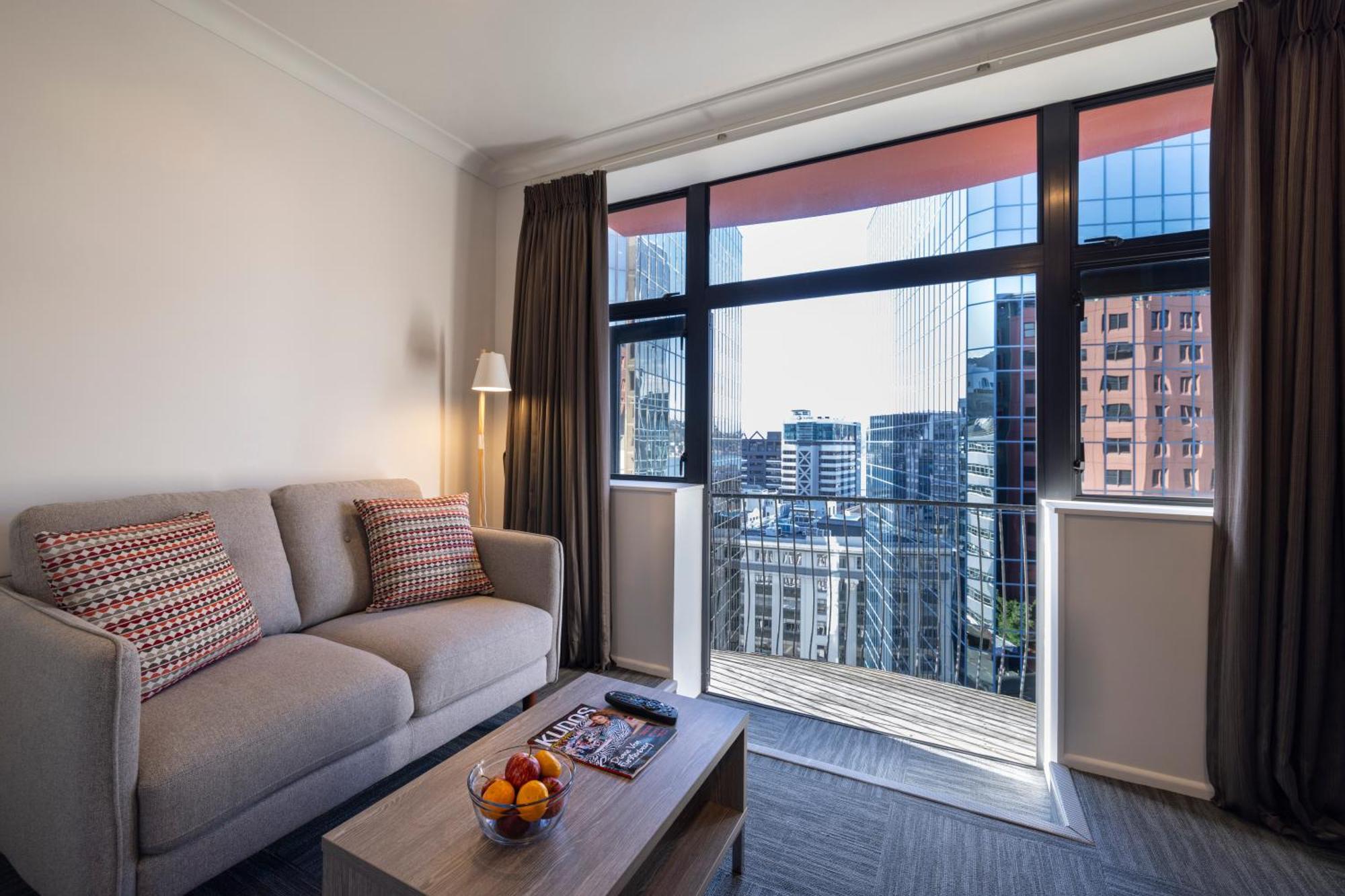 Quest On The Terrace Serviced Apartments Уелингтън Екстериор снимка