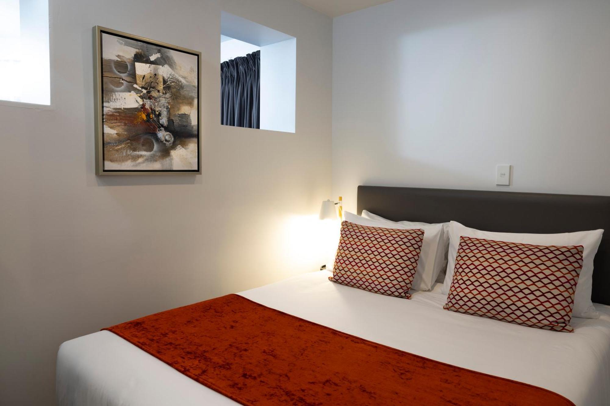 Quest On The Terrace Serviced Apartments Уелингтън Стая снимка