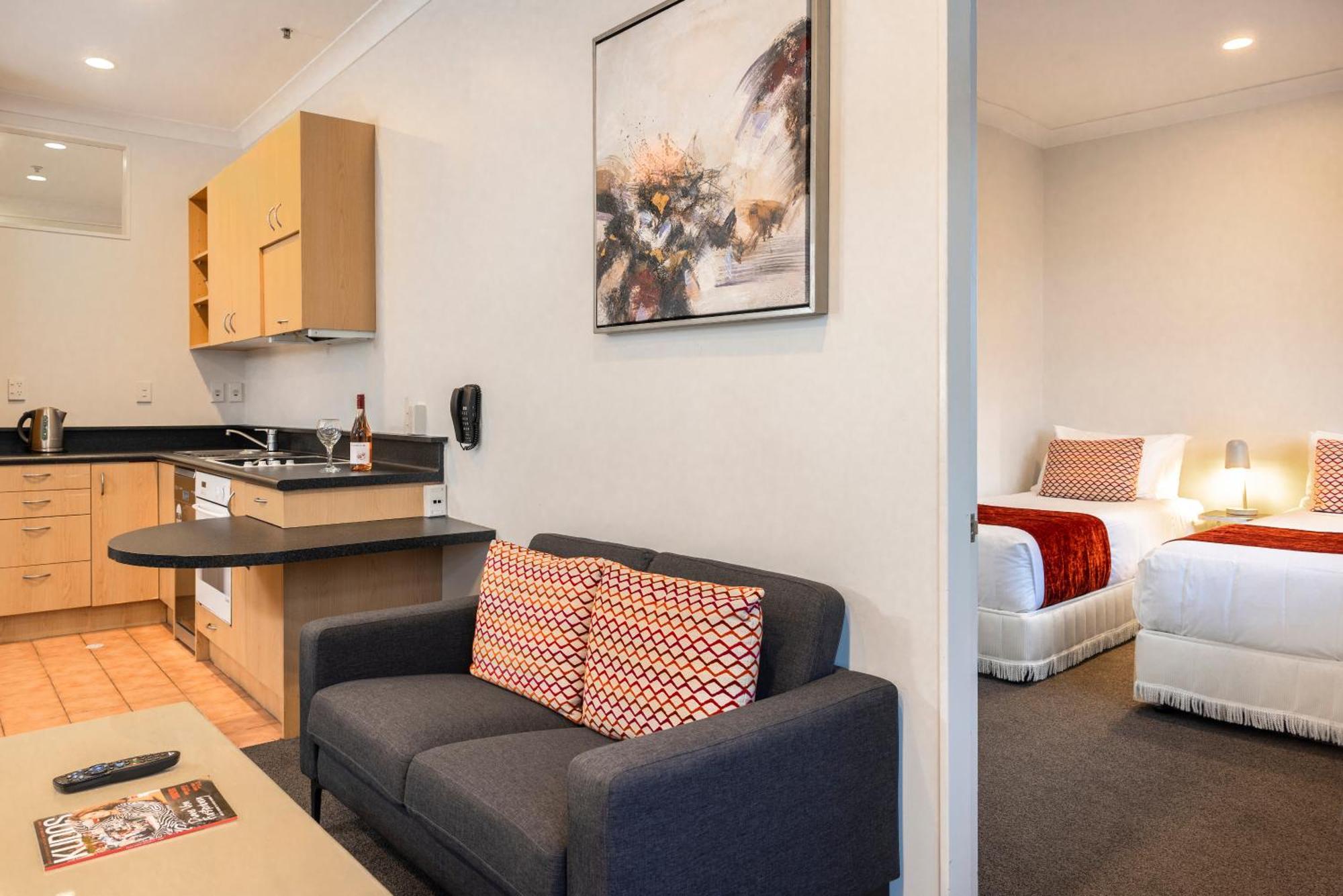 Quest On The Terrace Serviced Apartments Уелингтън Стая снимка